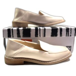 New Women's DV By Dolce Vita Ivory Moccasins SZ 6.5